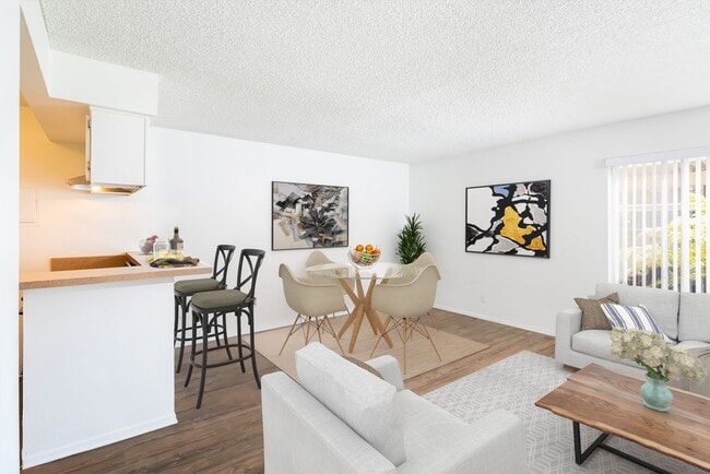 Photo - 2561 Madera Circle