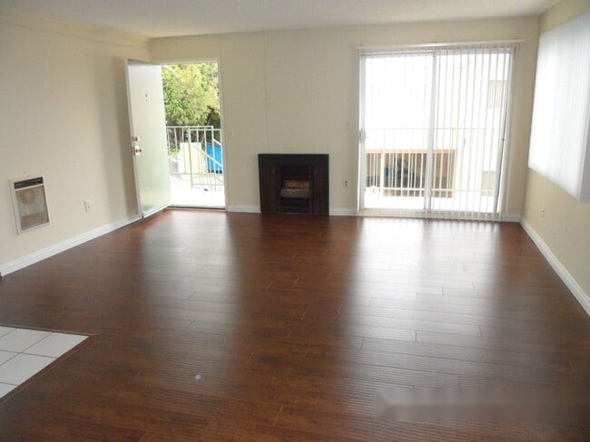 Photo - 3432-3434 S Centinela Ave Unit 34 04