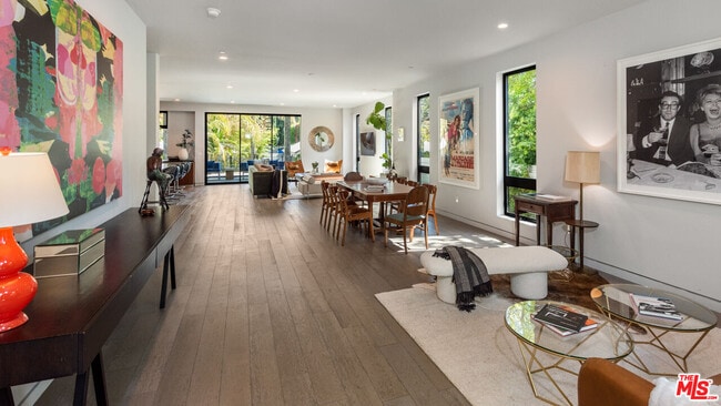 Photo - 1724 N Sierra Bonita Ave