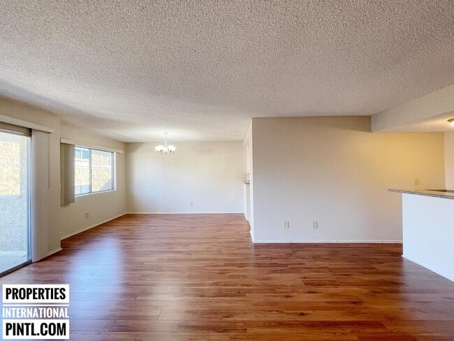 Photo - 350 S Oakland