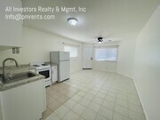 Photo - 640 Grant St