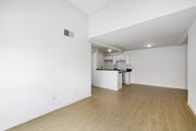 2BR, 2BA - 890SF - Living Room - 515 S Harvard Blvd