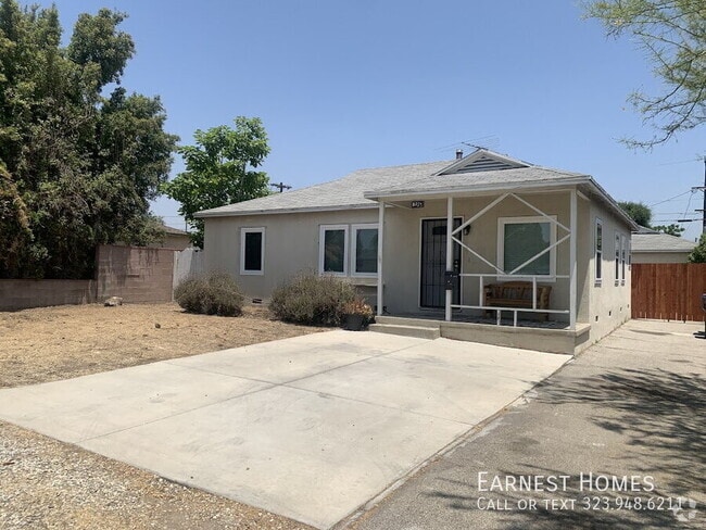 Building Photo - 8214 Laurelgrove Ave Rental