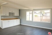 Photo - 11007 Backford St