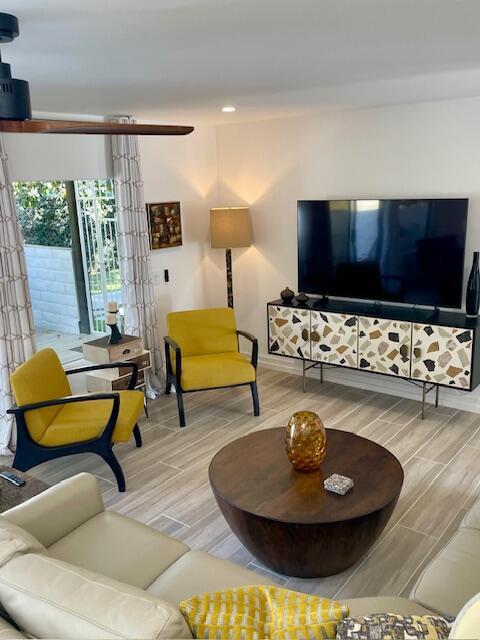 Photo - 1730 Capri Cir