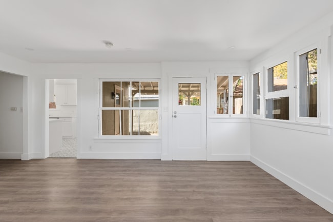 Photo - 1446 E Topeka St