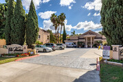 Entrance - The Venetian Apartments