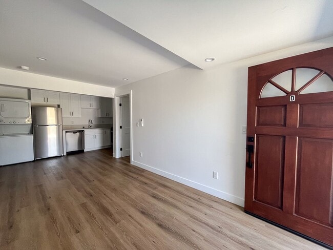 Photo - 116 N Helberta Ave