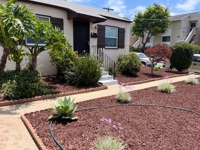 Photo - Fashion Valley West, USD -Charming Cottage... Unit 5652 Riley St