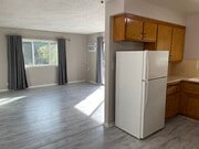 Living Room/Dining Room - 2328 N Beachwood Dr Unit Apt 5