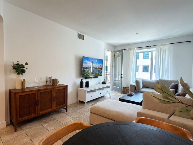 Photo - **150 The Promenade N #415 Long Beach** Upstairs Spacious 2 bedroom 2 bath !!2 weeks free OAC!!