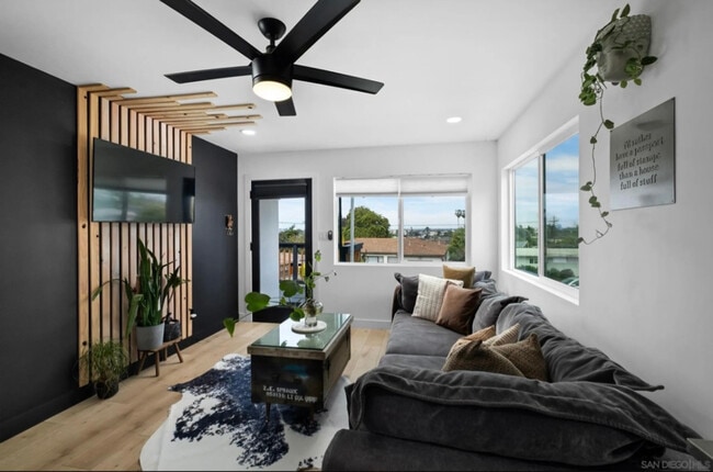 Photo - 5463 San Onofre Terrace