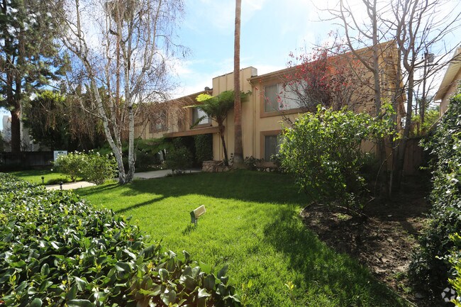 Photo - Chandler Apartments