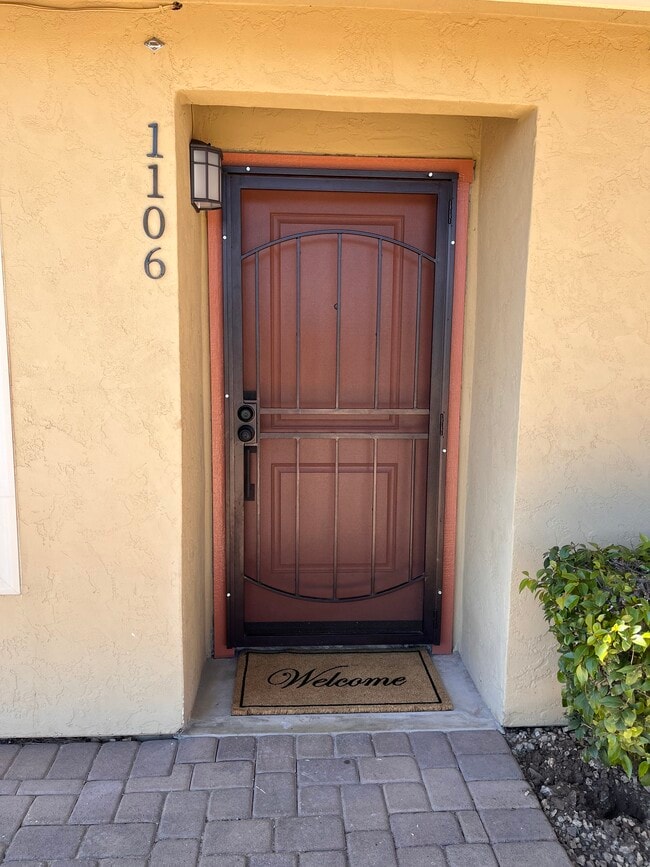 Building Photo - 1106 N 1st St