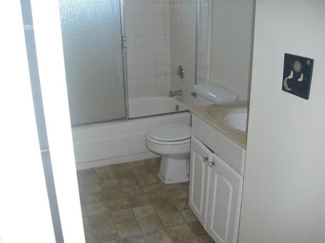 Photo - 2557 Yardarm Ave