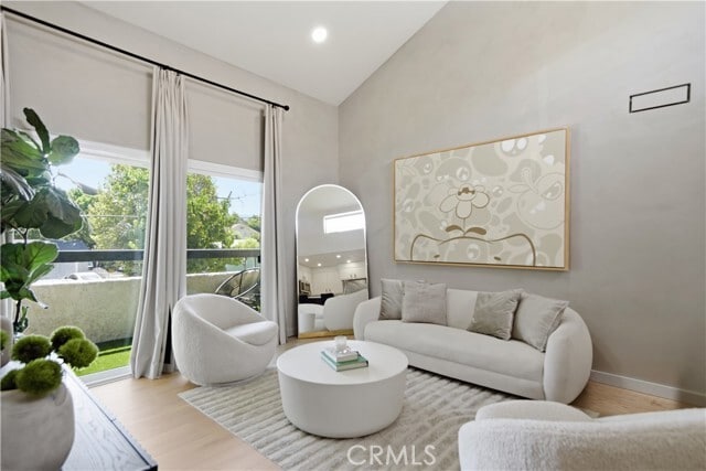 Photo - 25039 Peachland Ave Unit 204