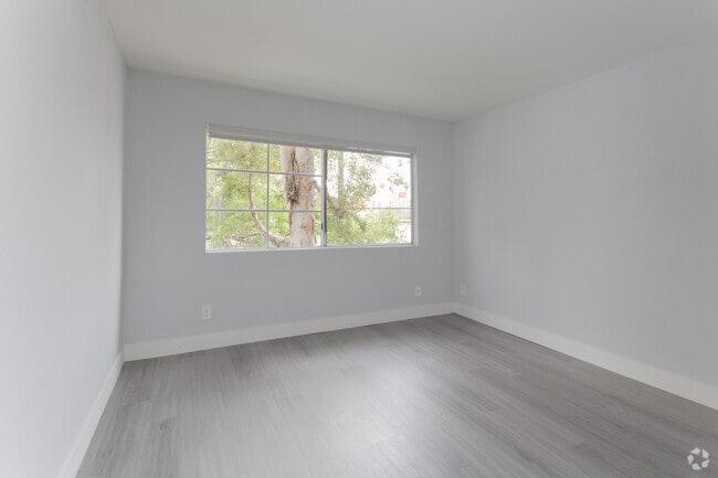 1BR,1BA-Bedroom - St Andrews Apartments