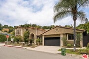 Photo - 2108 San Ysidro Dr