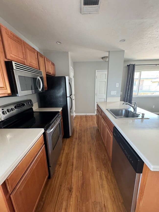 Photo - 72685 Raven Rd