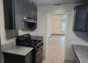 Photo - 306 W Sunkist St