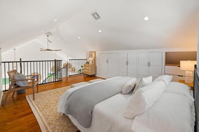 Photo - 829 Marilla Ave