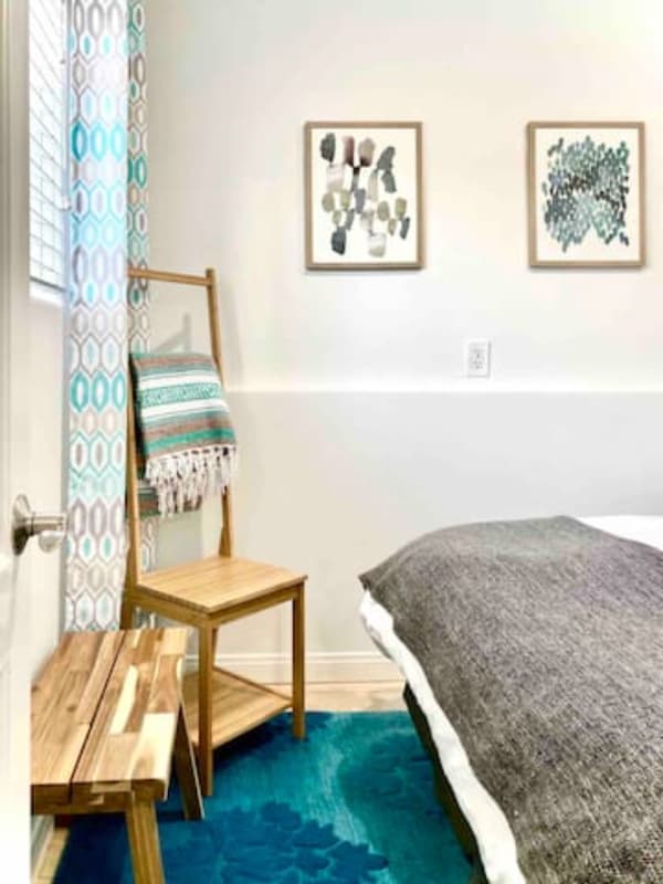 Photo - 814 W Beach Ave Unit B