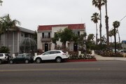 Photo - 902 16th St Apartments