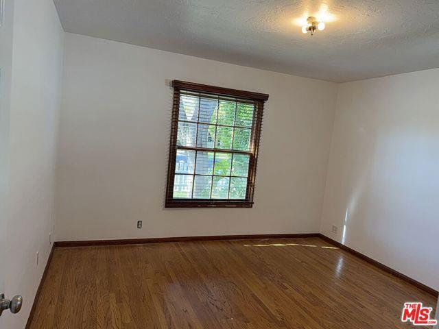 Photo - 5500 Colbath Ave