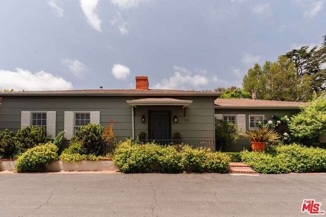 Photo - 261 S Carmelina Ave House