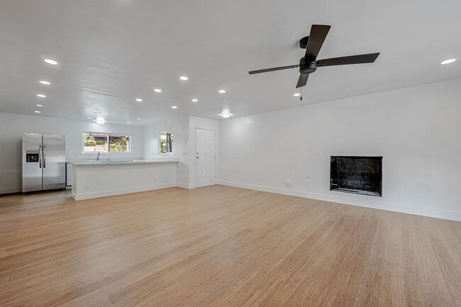 Photo - 6046 Reo Pl House