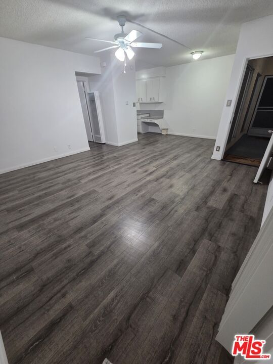 Building Photo - 1449 Butler Ave Unit 4