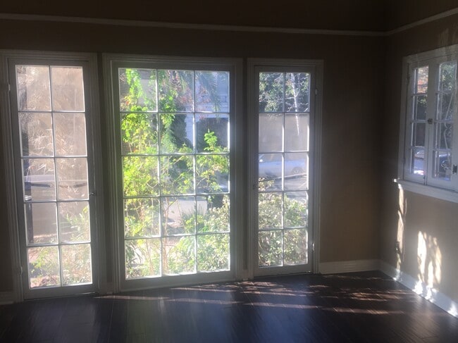 Photo - 412 N Orange Grove Ave Unit 412