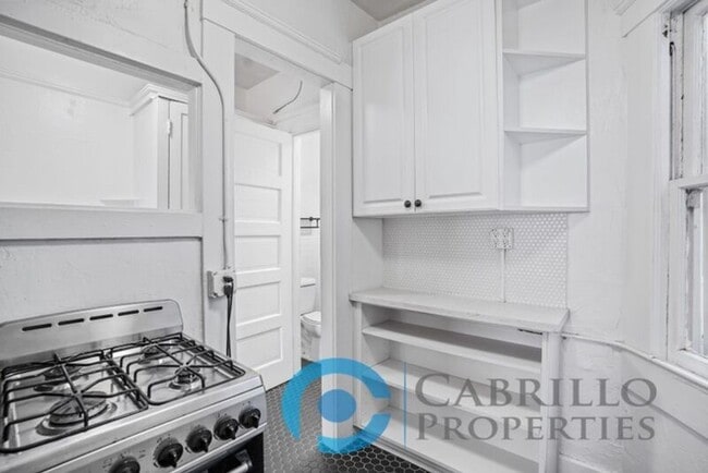 Photo - 2261 Fourth Ave