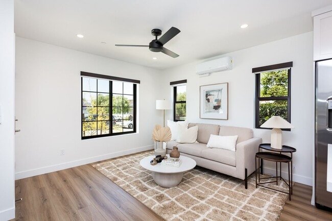 Photo - 2610-2612 Juan Street Unit 2610 #1