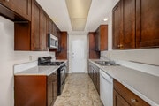 3BR, 2BA - 1400SF - Kitchen - Belmont Plaza Apartment