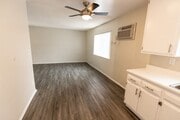 Photo - 18400 Prairie Street Apartments
