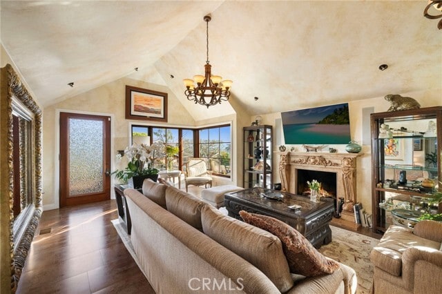 Photo - 486 Holly St