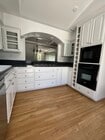 Kitchen - 5537 Bellevue Ave