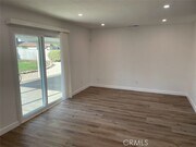 Photo - 657 W 14th St