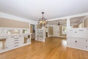 Photo - 306 N Shaffer St