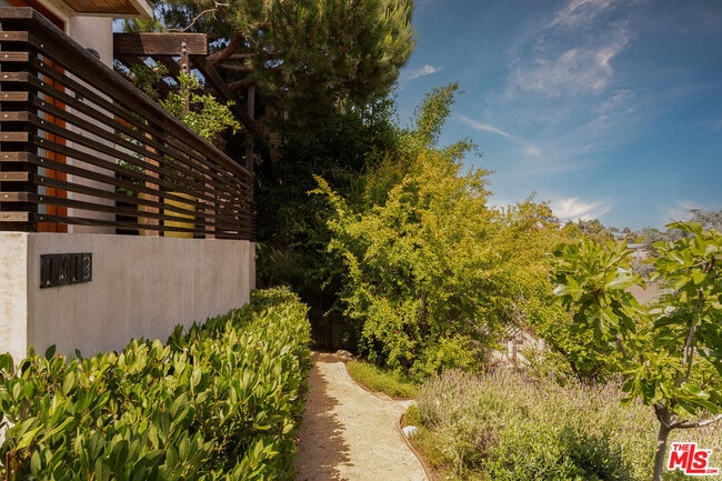 Photo - 1413 Ashland Ave