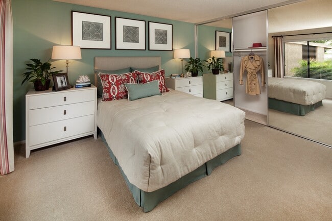 Photo - Parkwood Apartment Homes