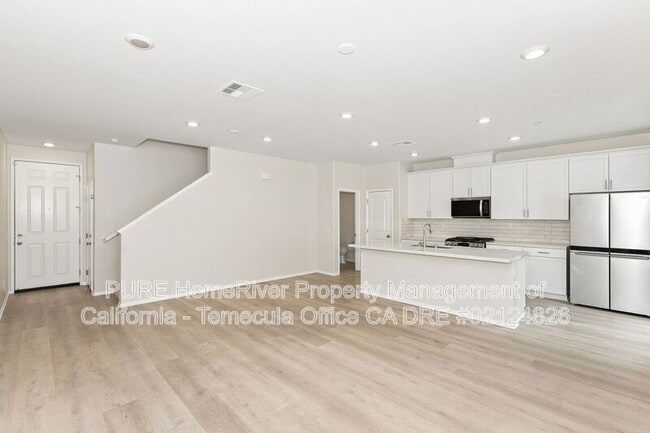 Photo - 40702 Birchfield Dr