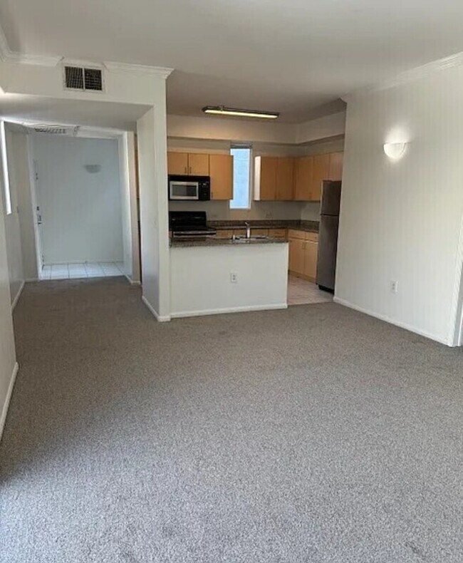 Photo - 1643 Sixth Ave Unit APT 409
