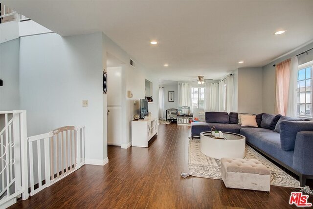 Photo - 4843 W 118th St