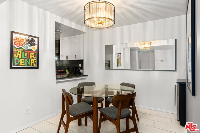 Photo - 2018 Griffith Park Blvd Unit 121