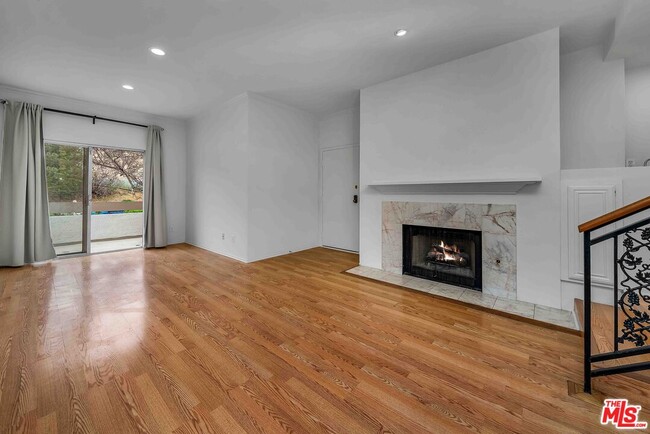 Photo - 1655 Selby Ave Unit 101