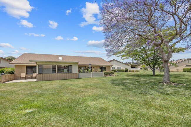 Photo - 31310 Village 31