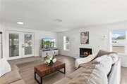 Photo - 1424 W Winn Dr House