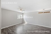 Photo - 415 La Bonita Ave